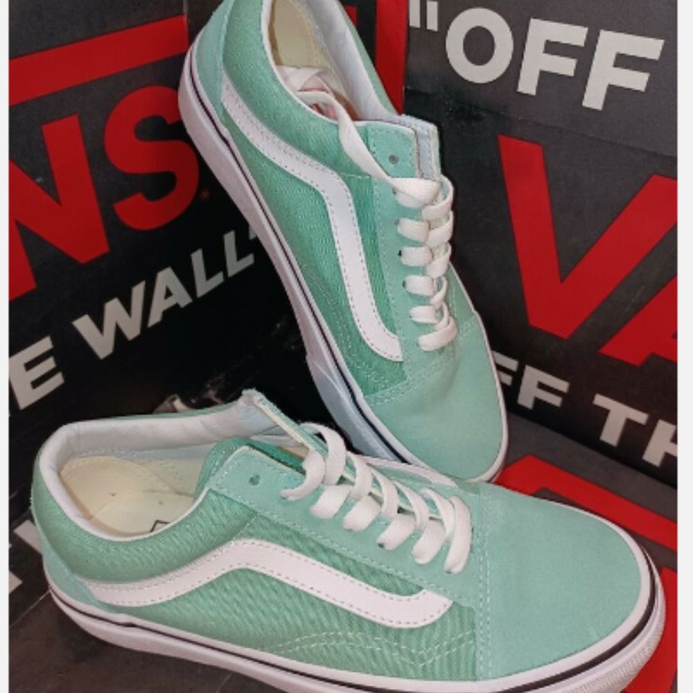 Vans Old Skool Men's 3.5/Women's 5 Neptune Green/True White VNOA38G1VMX